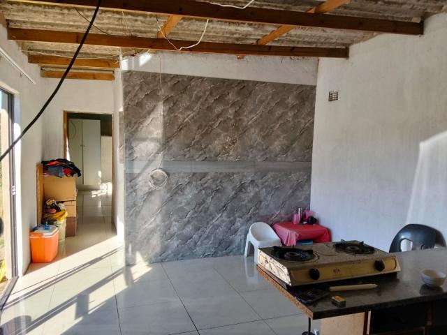 1 Bedroom House For Sale in Lovu