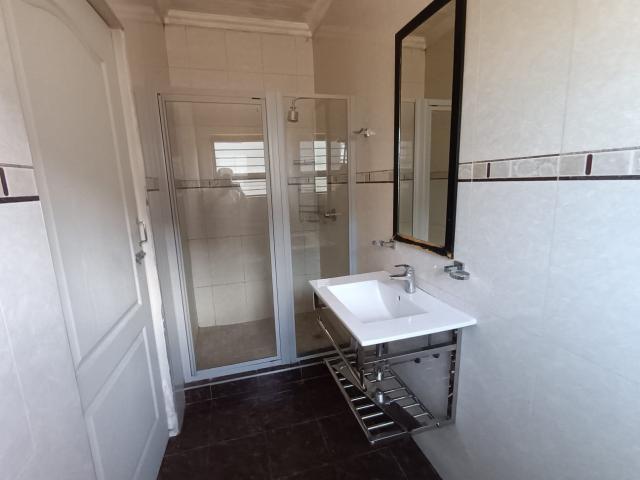 1 Bedroom House For Sale in Winchester Hills