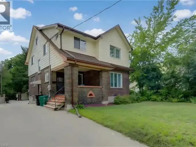 1 Bedroom House Kitchener ON 104895191