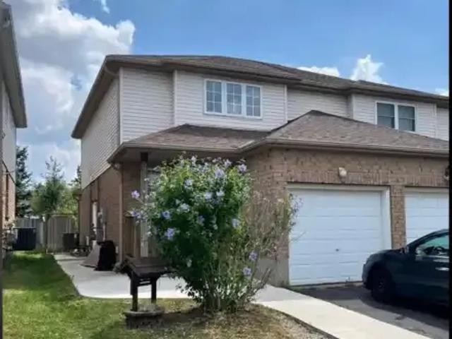1 Bedroom House Kitchener ON 105467323