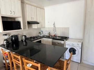 1 Bedroom House in Cloetesville