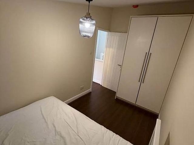1 bedroom house in Barking