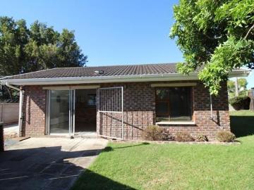 1 Bedroom House in Beacon Bay