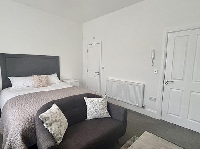 1 bedroom house in Birmingham