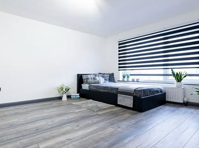 1 bedroom house in Bromley