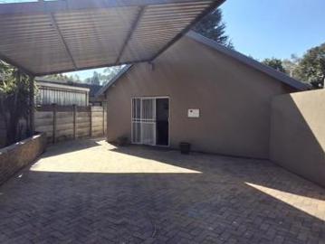 1 Bedroom House in Doringkloof