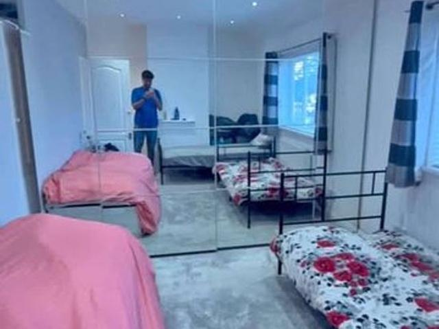1 bedroom house in Dagenham