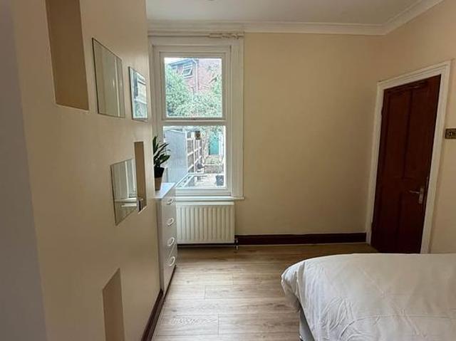 1 bedroom house in London