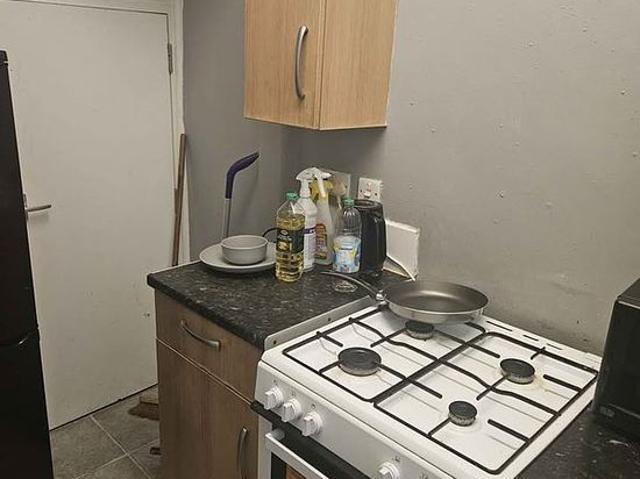 1 bedroom house in Leeds