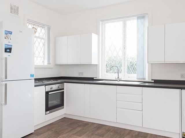 1 bedroom house in Leeds