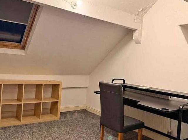 1 bedroom house in Leeds