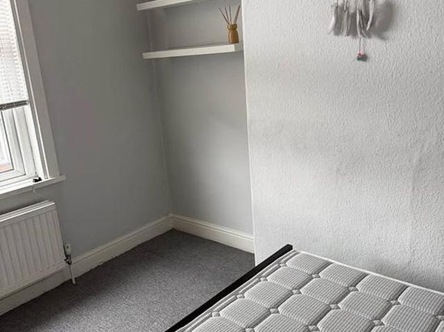 1 bedroom house in Leeds