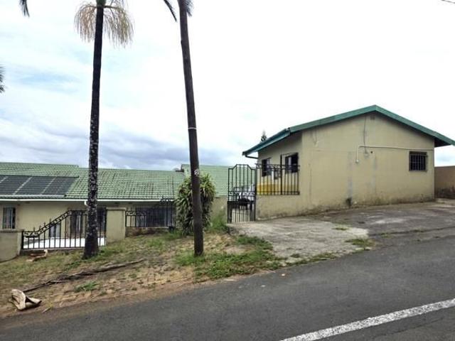 1 Bedroom House in Newlands East