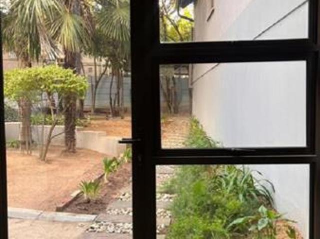 1 Bedroom House in Randburg Central