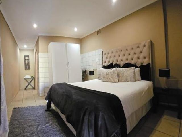 1 Bedroom House in Rhodesfield
