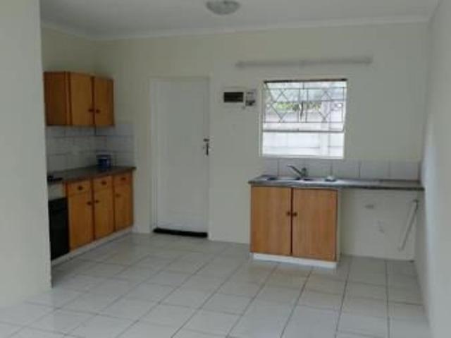 1 Bedroom House in Weltevreden Park
