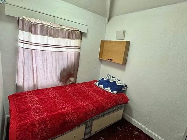 1 bedroom house in West Bromwich