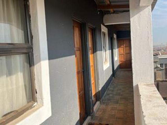 1 Bedroom Apartment in Tembisa Central