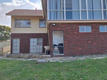 1 Bedroom House in Yellowwood Park