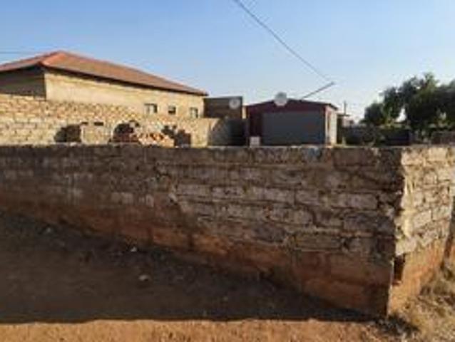 1 bedroom house on the market in att.