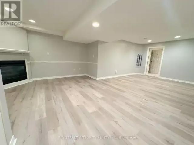 1 Bedroom House Oakville ON 105269481