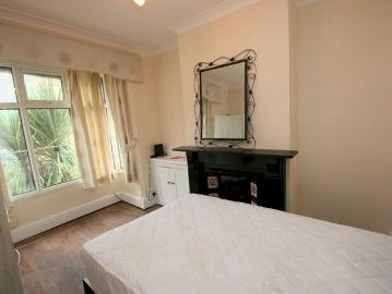 1 Bedroom House Of Multiple Occupation To Rent In Tresham Street, Kettering, Northamptonshire, NN16
