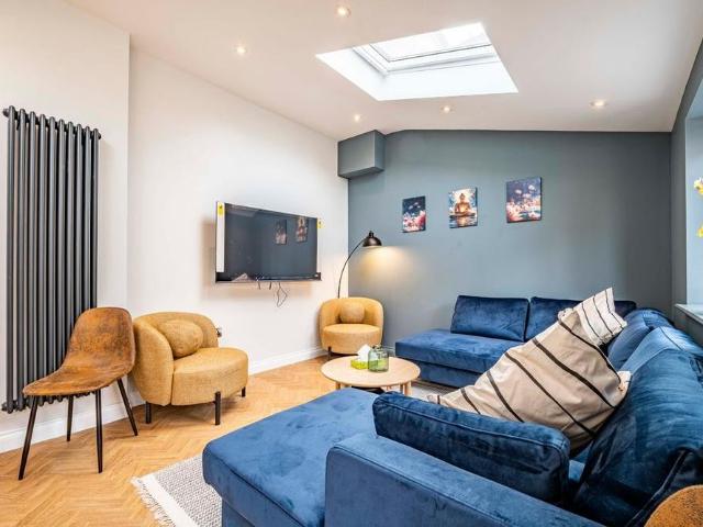 1 bedroom house of multiple occupation to rent
