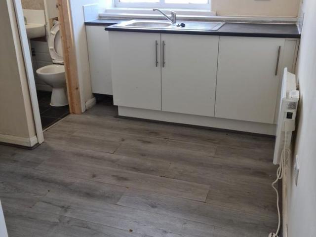 1 bedroom house of multiple occupation to rent