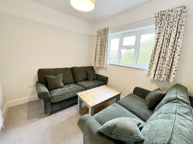 1 bedroom house of multiple occupation to rent