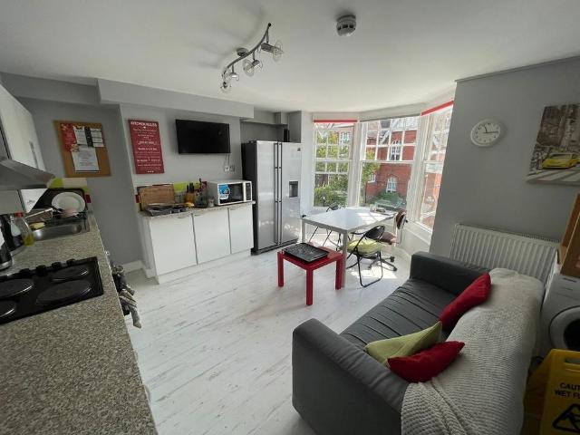1 bedroom house of multiple occupation to rent