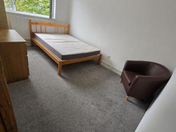 1 bedroom house of multiple occupation to rent