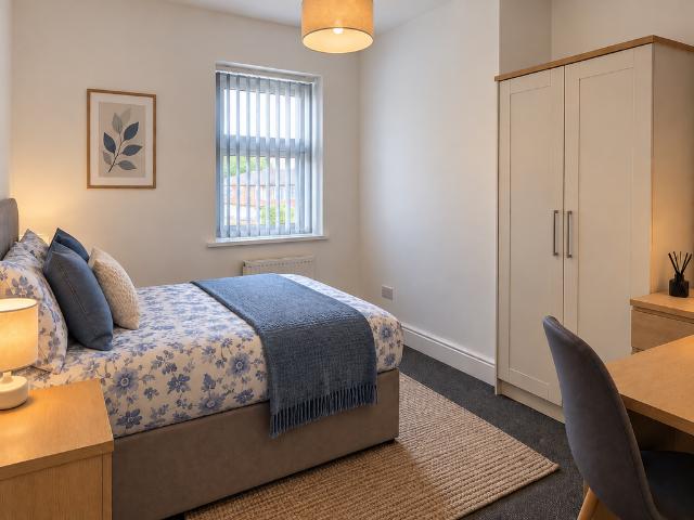 1 bedroom house of multiple occupation to rent