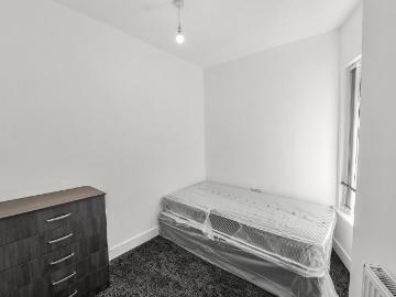 1 bedroom house of multiple occupation to rent
