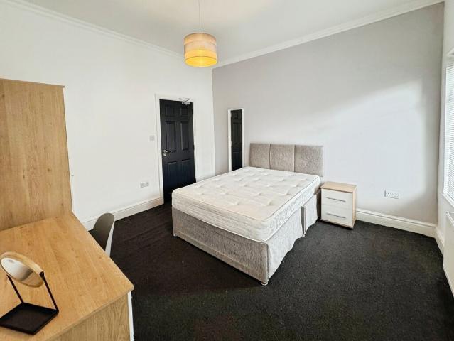 1 bedroom House of Multiple Occupation To Rent