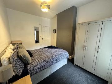 1 bedroom house of multiple occupation to rent