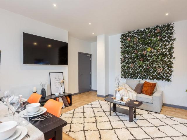 1 bedroom house of multiple occupation to rent