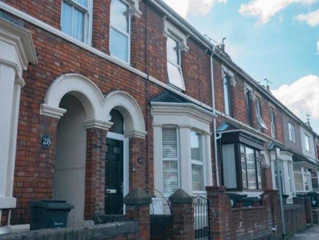 1 bedroom house of multiple occupation to rent