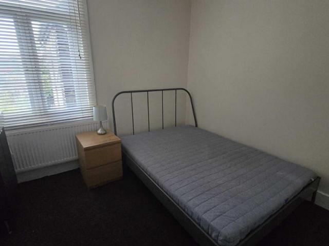 1 bedroom house of multiple occupation to rent