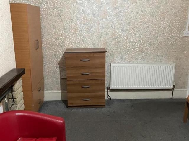 1 bedroom house of multiple occupation to rent