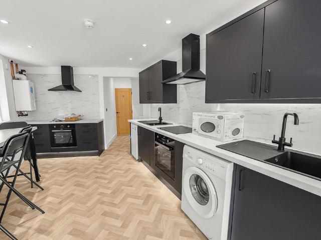 1 bedroom house of multiple occupation to rent