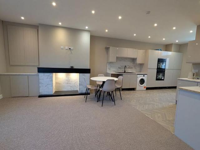 1 bedroom house of multiple occupation to rent