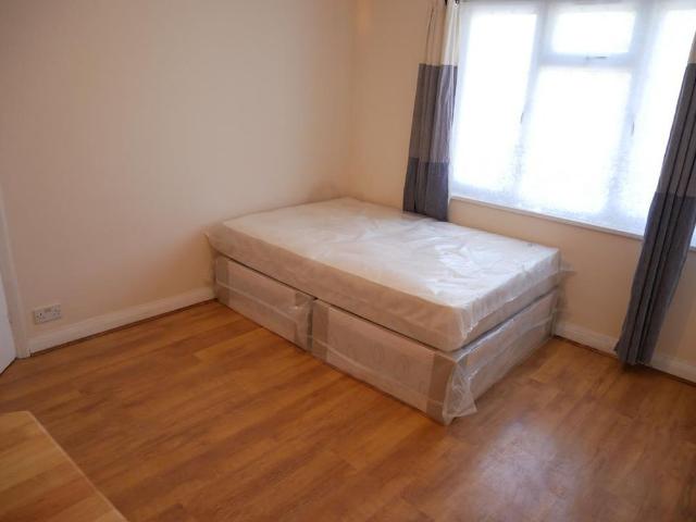 1 bedroom house of multiple occupation to rent