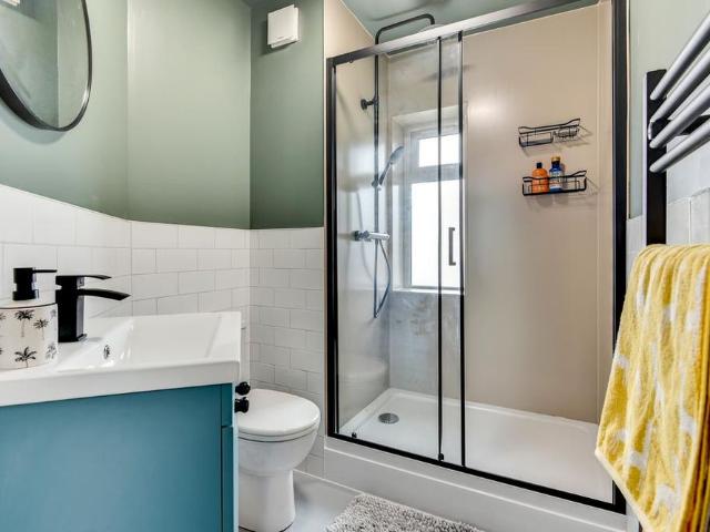1 bedroom house of multiple occupation to rent