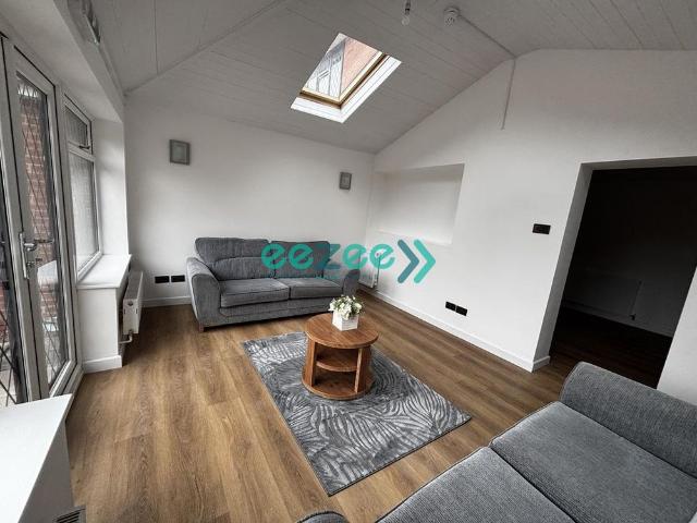 1 bedroom house of multiple occupation to rent