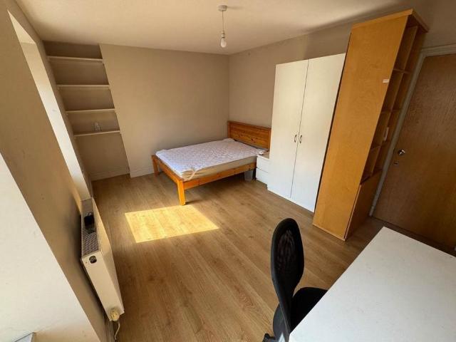 1 bedroom house of multiple occupation to rent
