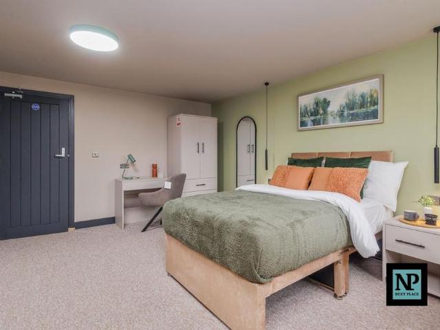 1 bedroom house of multiple occupation to rent