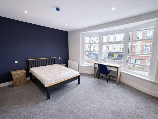 1 bedroom house of multiple occupation to rent