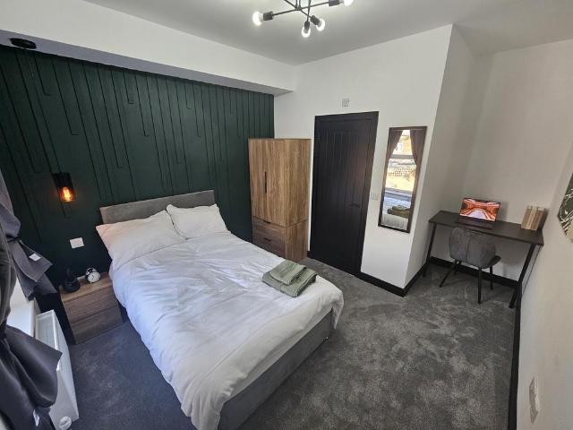 1 bedroom house of multiple occupation to rent