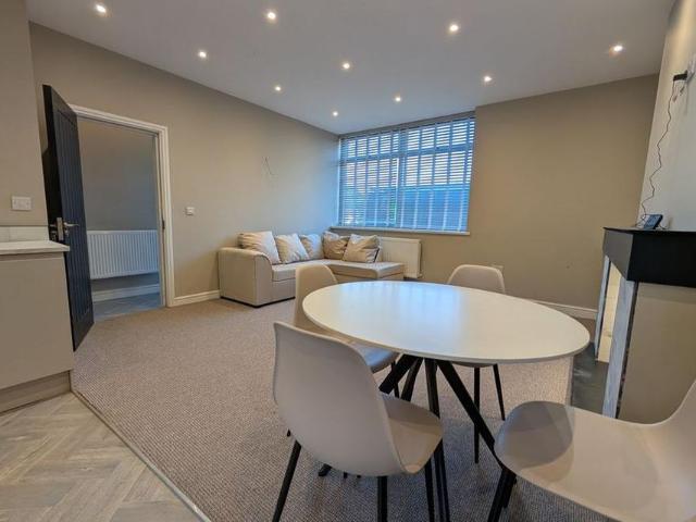1 bedroom house of multiple occupation to rent