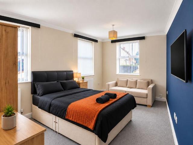 1 bedroom house of multiple occupation to rent